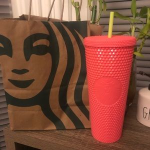 Starbucks Summer 2022, Dragonfruit Bling Cup. Venti/24 oz